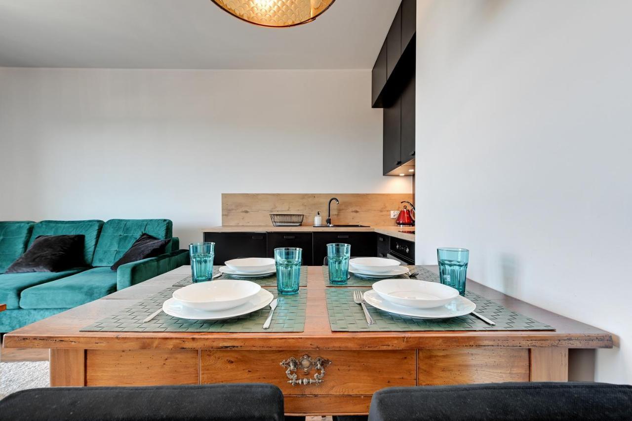 Platinium Zajezdnia Wrzeszcz Apartment Gdansk Luaran gambar