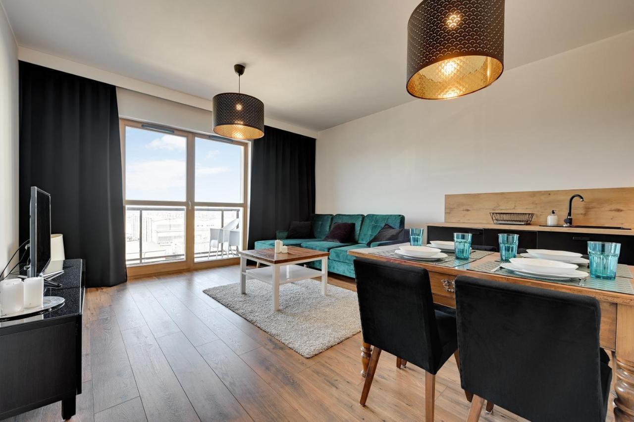 Platinium Zajezdnia Wrzeszcz Apartment Gdansk Luaran gambar